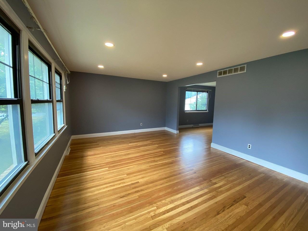1 Niamoa Dr - Photo 3 of 11