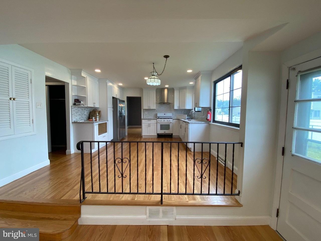 1 Niamoa Dr - Photo 4 of 11