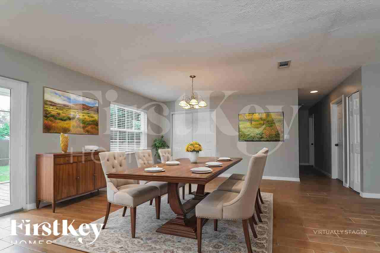 6229 Florida Cir W - Photo 6 of 18