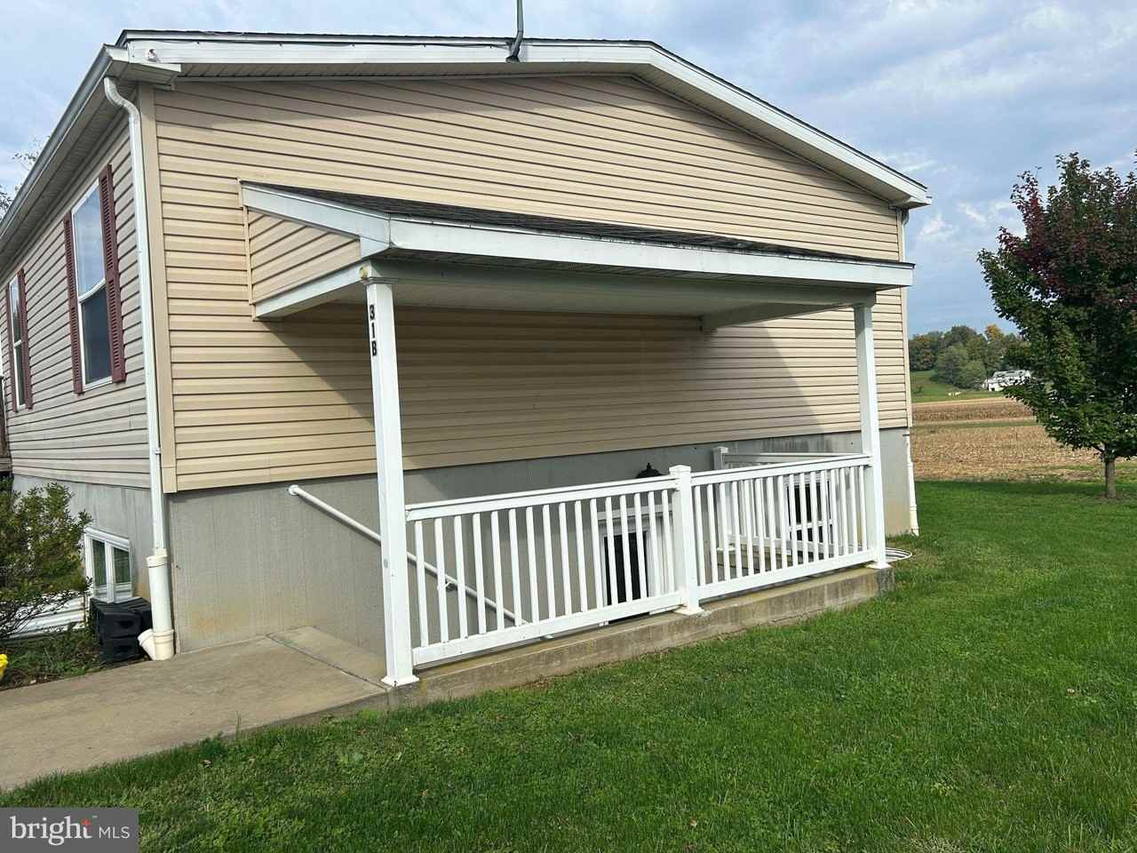 31 N Kinzer Rd #B - Photo 3 of 21