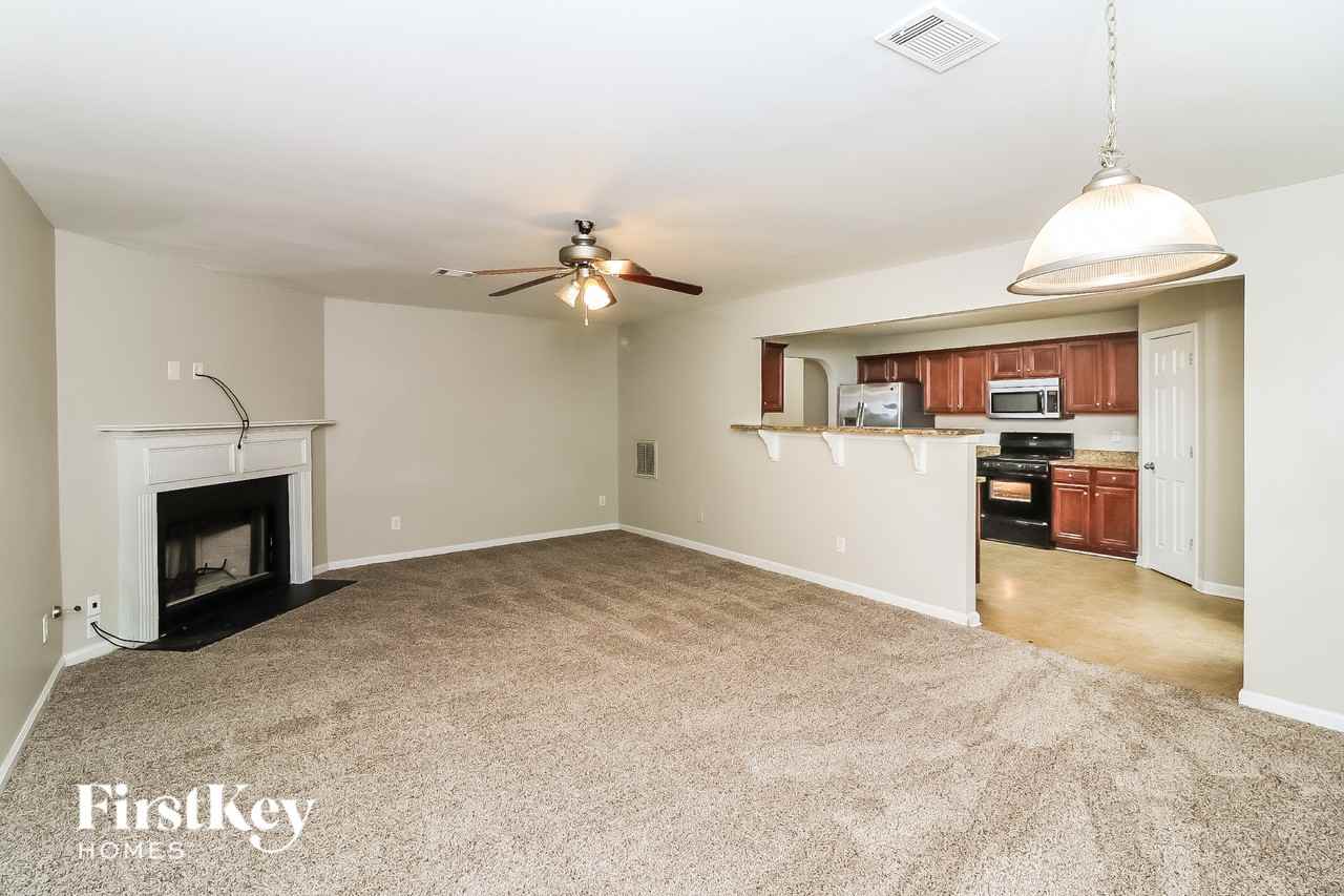4286 Defoors Farm Trl - Photo 3 of 16