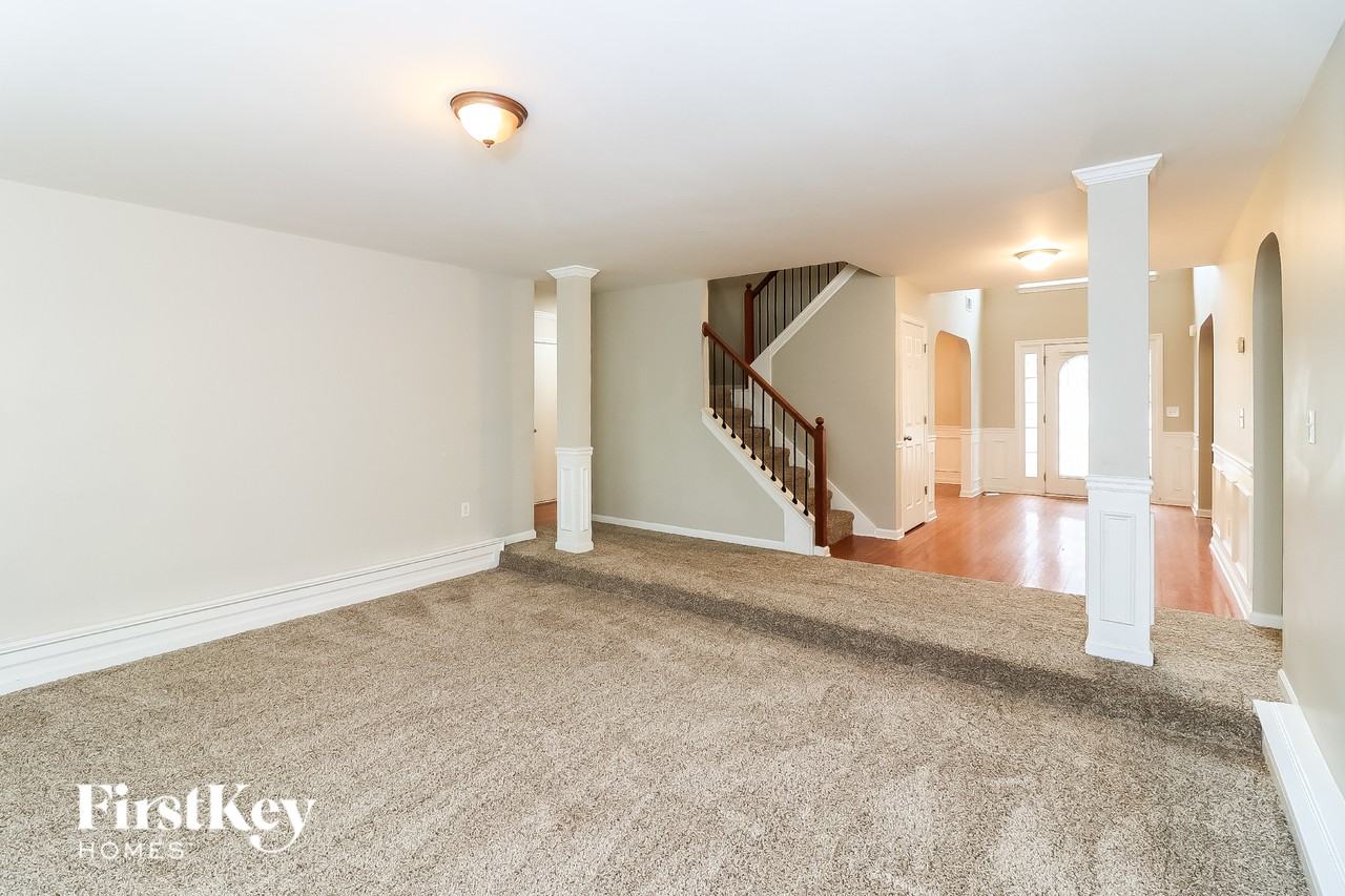 4286 Defoors Farm Trl - Photo 4 of 16