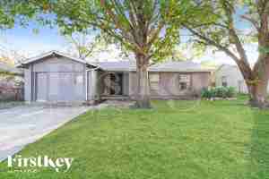 featured image of 3205 Hanover Dr