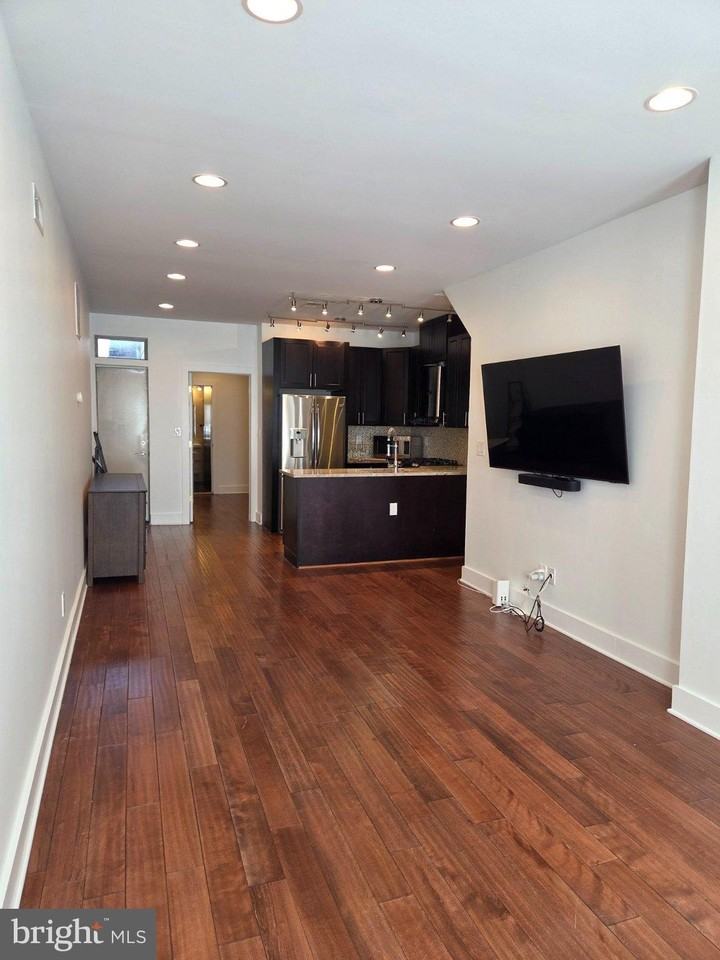 1603 Ellsworth St #A - Photo 3 of 26