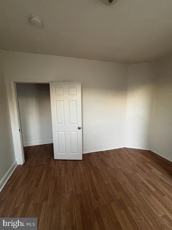 319 S 60th St - Photo 5 of 9