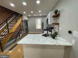 featured image of 1527 S Bambrey St