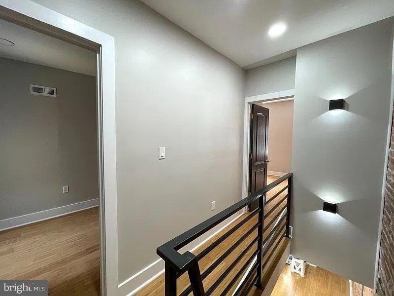 1527 S Bambrey St - Photo 6 of 19
