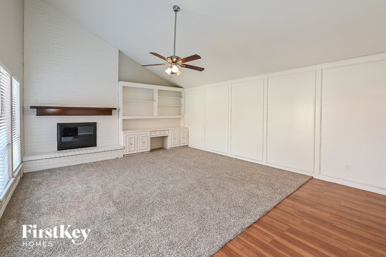 19922 18th Fairway Dr - Photo 2 of 15