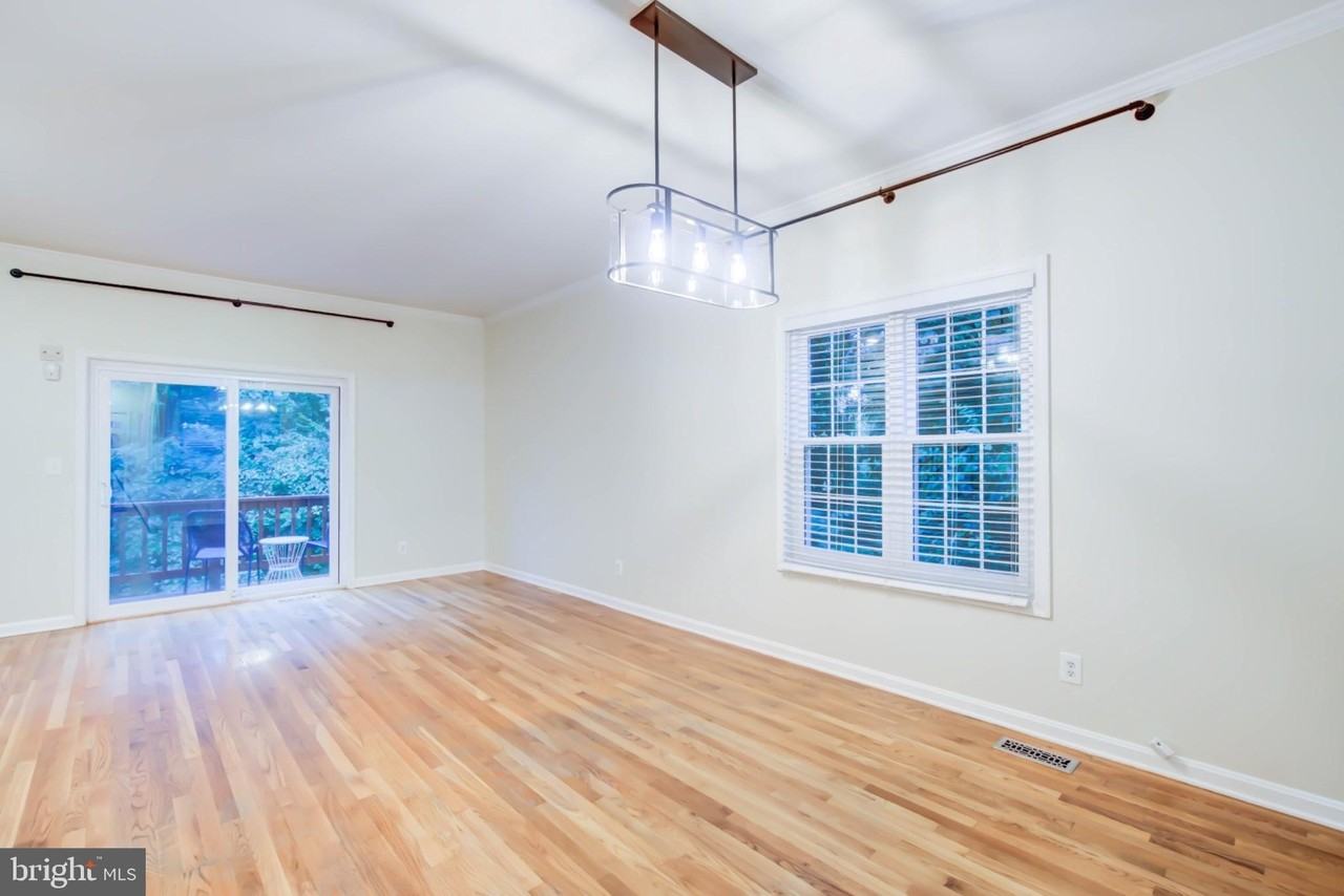 4856 10th St S - Photo 4 of 34