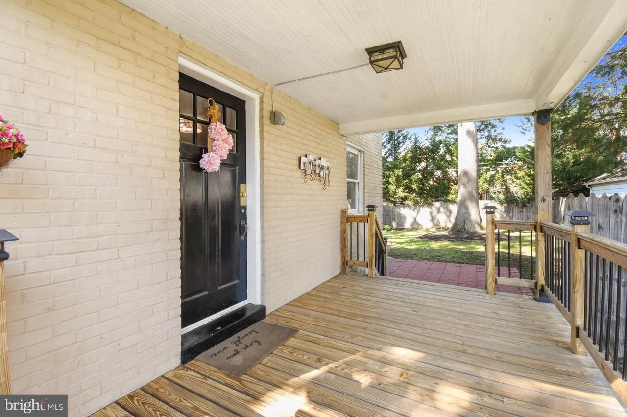 4727 Arlington Blvd - Photo 2 of 16
