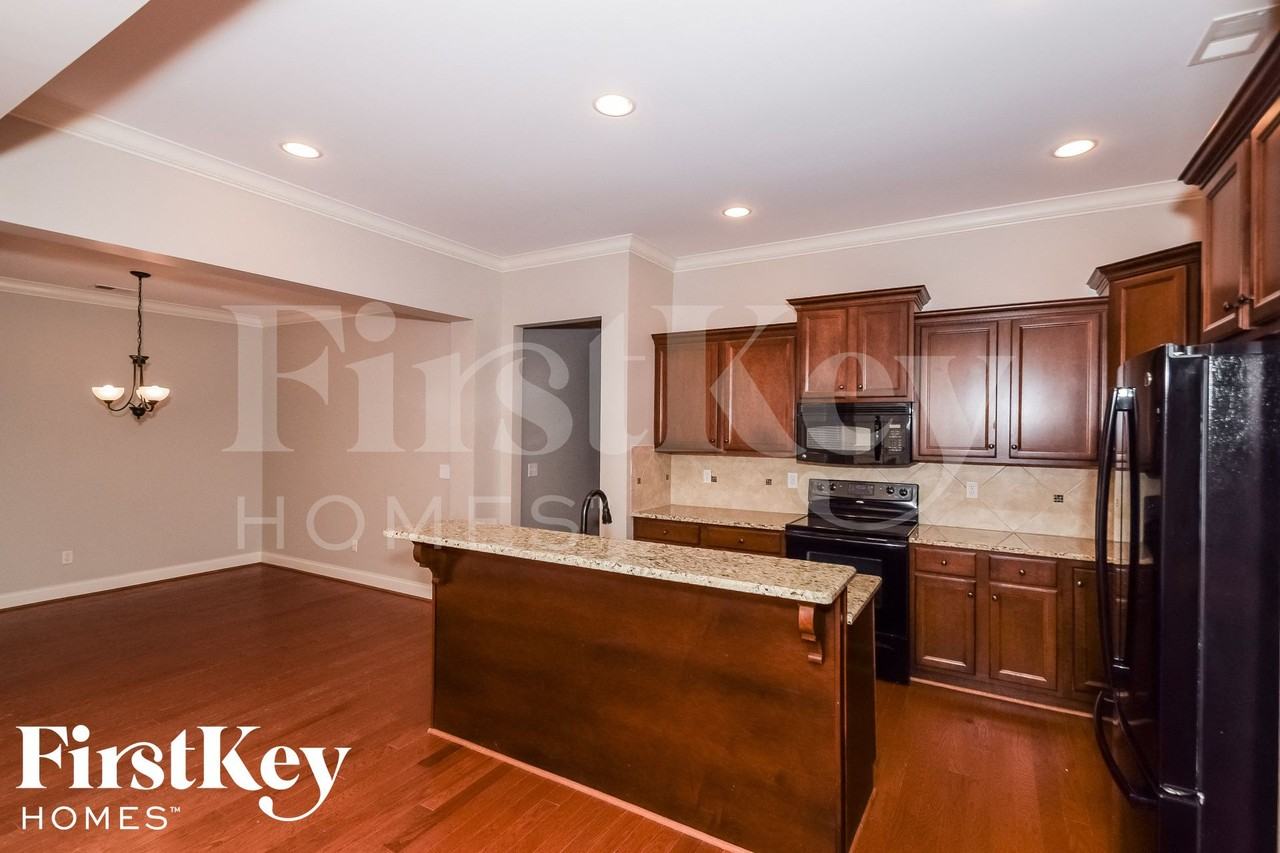 152 Willow View Ln - Photo 5 of 16