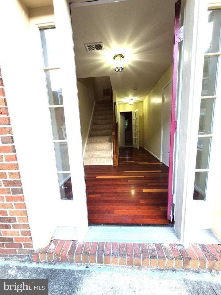 5405 Wycklow Ct - Photo 6 of 24