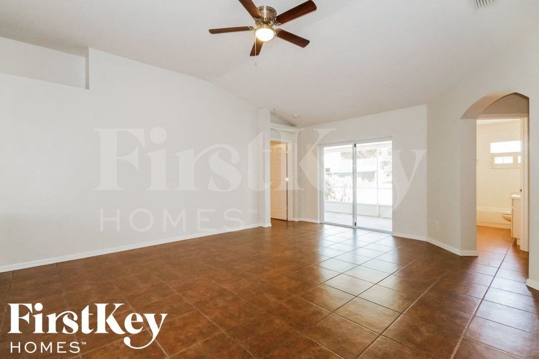 1208 Dragon Head Dr - Photo 4 of 15