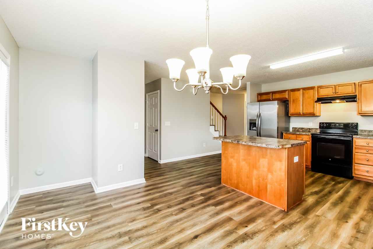 108 Valentine Ct - Photo 5 of 14