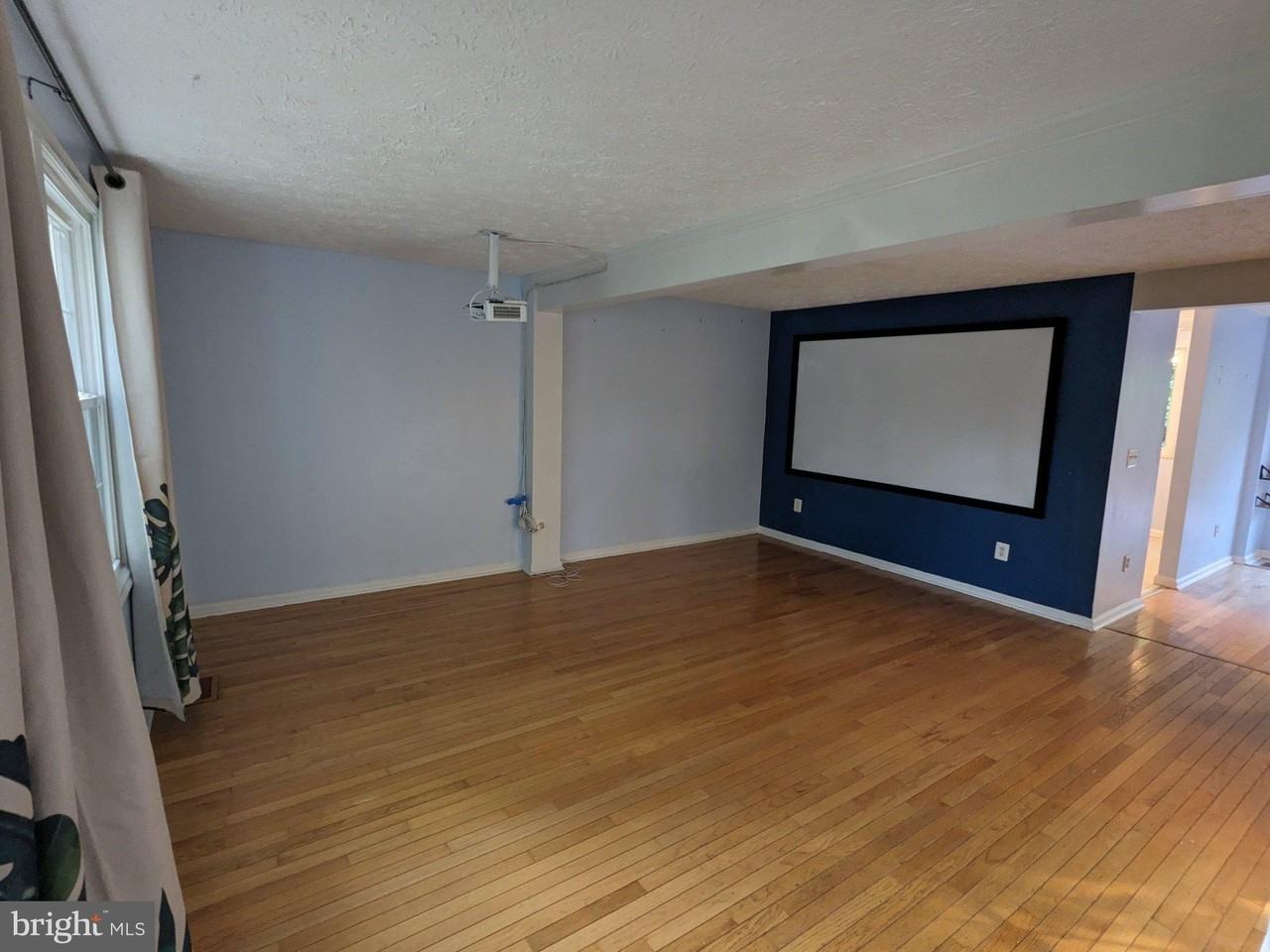 1110 Floyd Pl - Photo 6 of 17