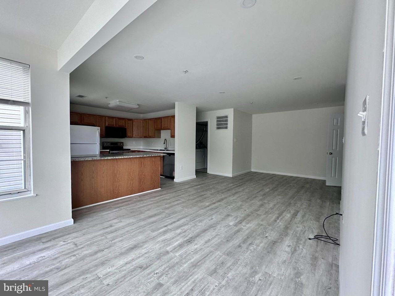 7526 Coxton Ct #65 - Photo 7 of 17