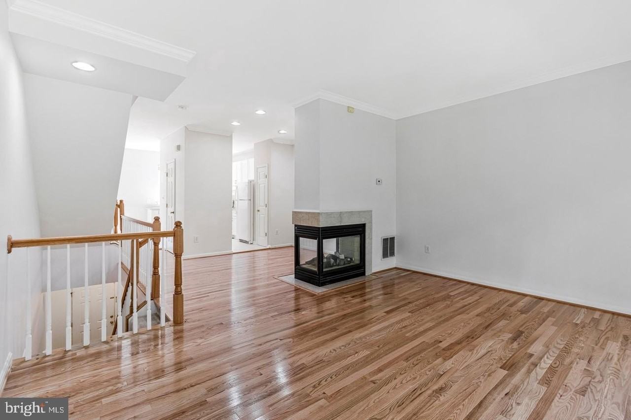 6490 Tayack Pl - Photo 3 of 43