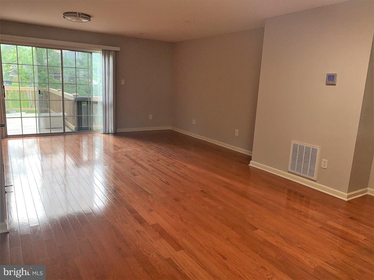 5936 Baron Kent Ln - Photo 3 of 27