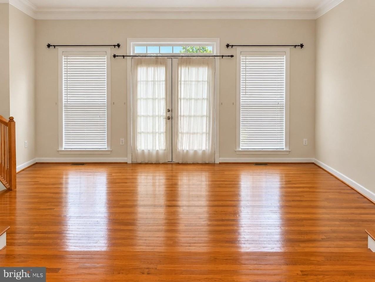 2824 Laura Gae Cir - Photo 3 of 14