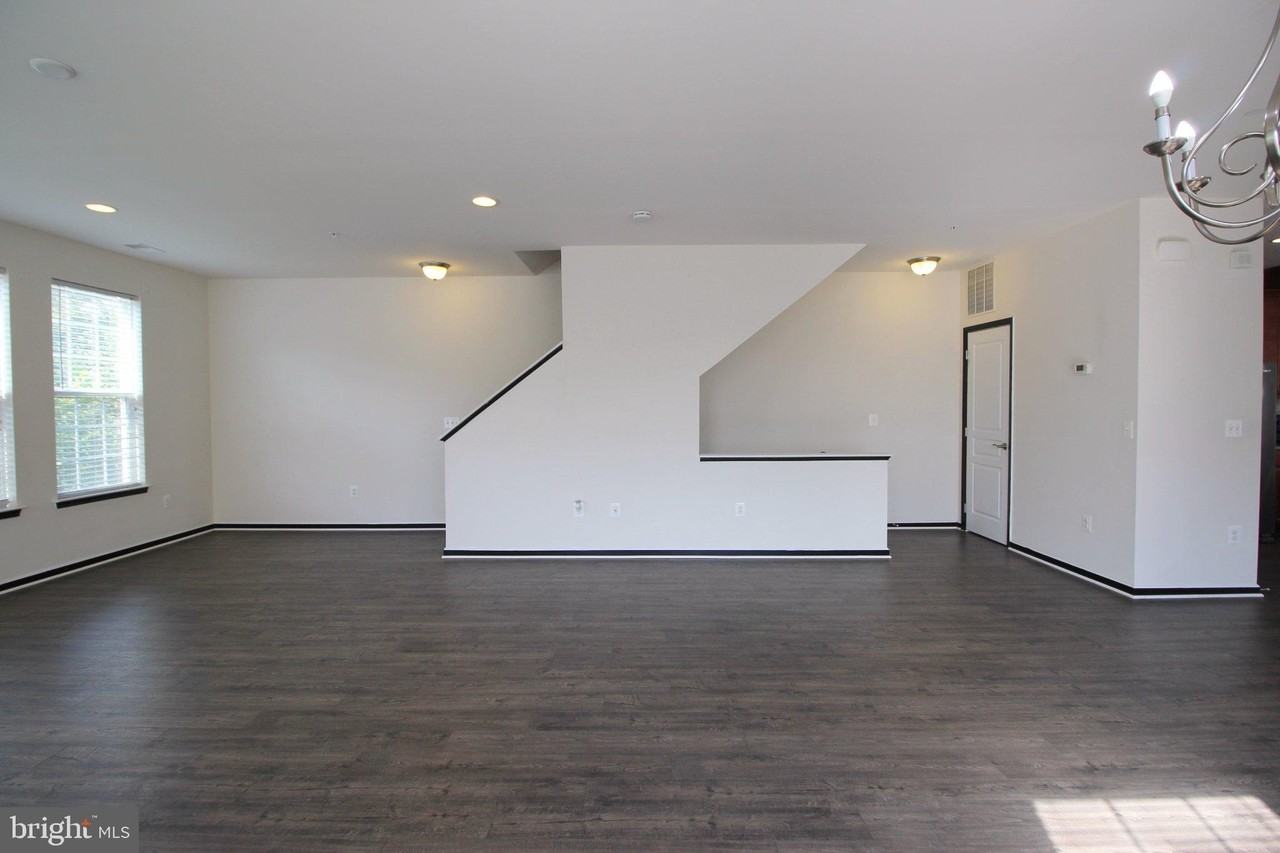 14782 Mason Creek Cir - Photo 3 of 27