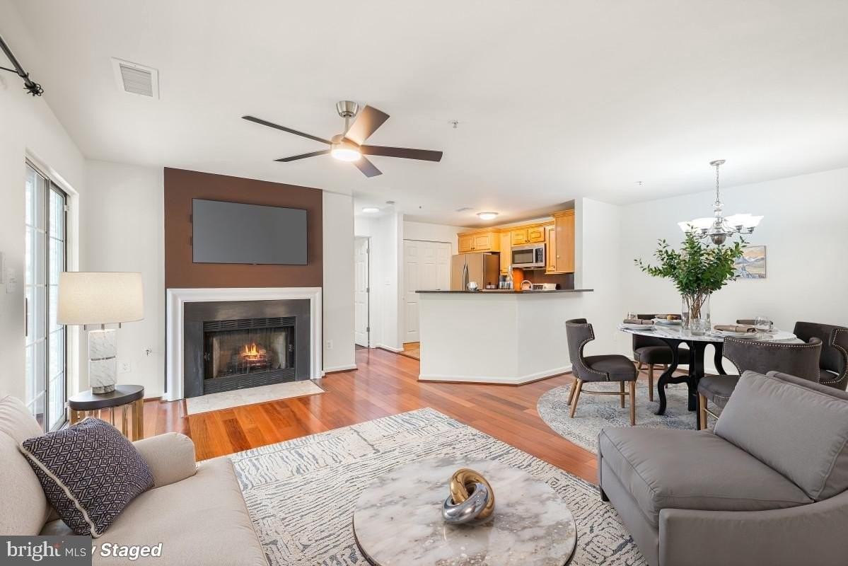 11001 Kinship Ct #203 - Photo 7 of 35