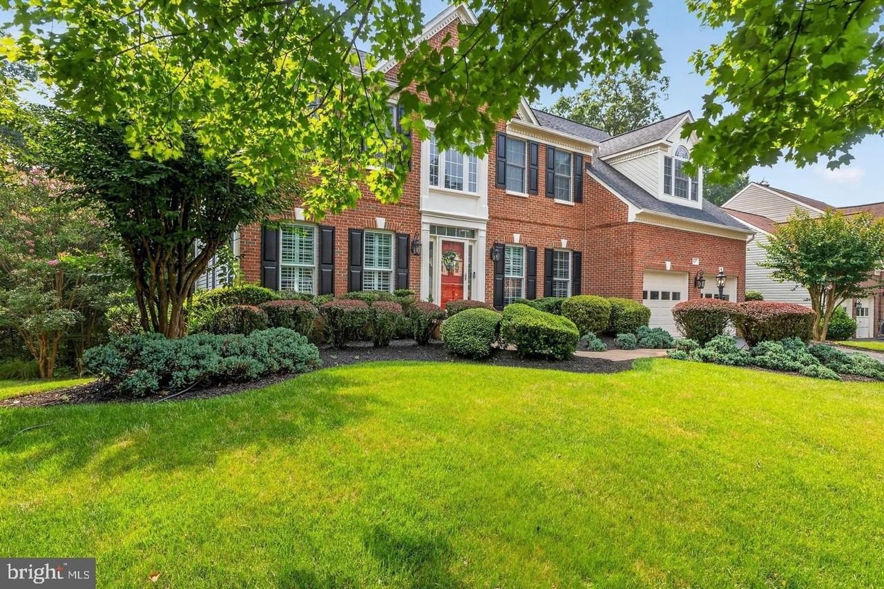 8147 Cancun Ct - Photo 2 of 50