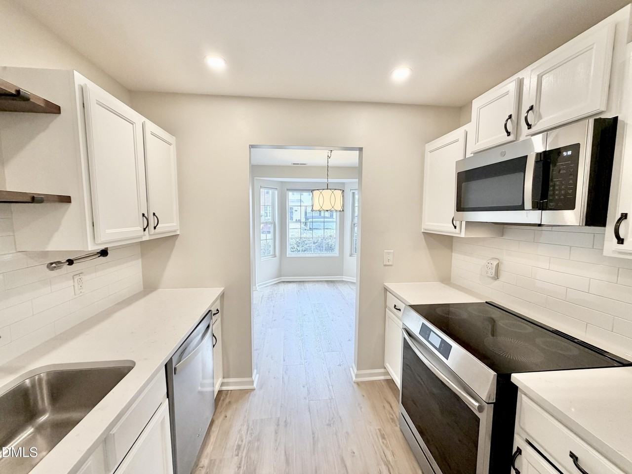 142 Callan Park Ln - Photo 7 of 19