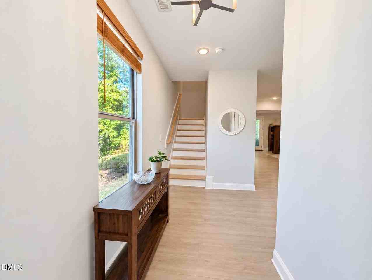 2039 Maggie Valley Dr - Photo 5 of 29