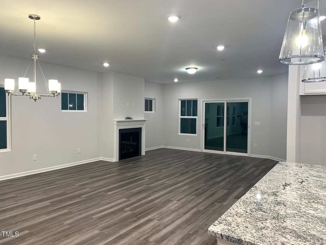 501 Sage Oak Ln - Photo 6 of 13