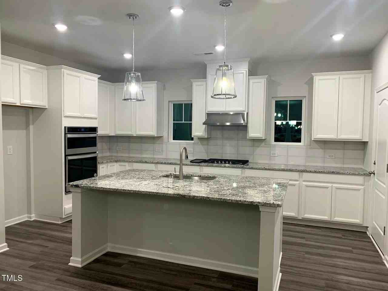 501 Sage Oak Ln - Photo 7 of 13