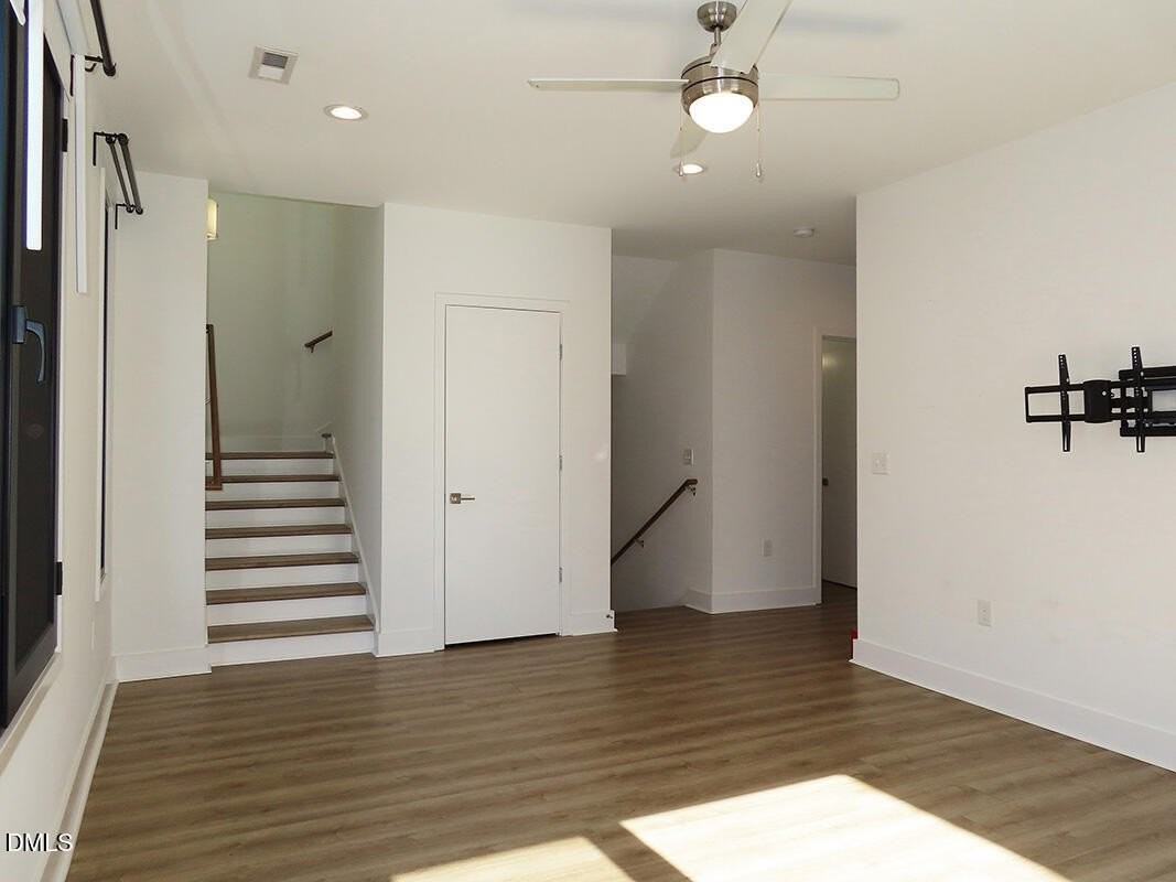 1112 Nova St - Photo 3 of 20