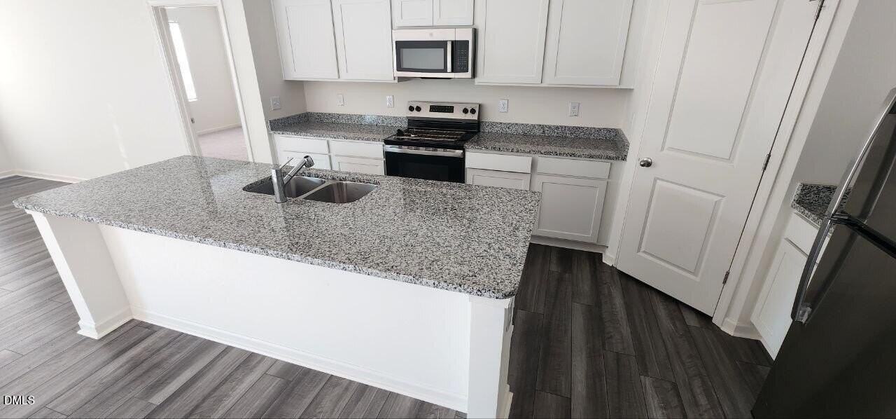 944 Rift Valley Dr - Photo 3 of 14