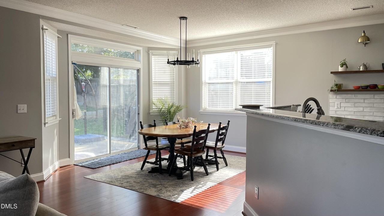 324 Amacord Way - Photo 6 of 16