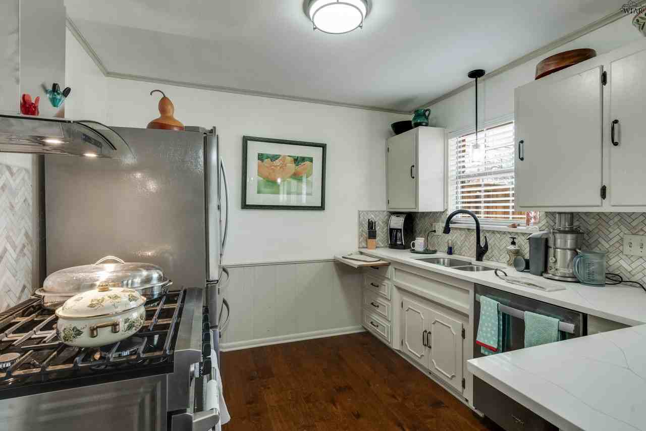 4309 Scottsdale Ln - Photo 7 of 23