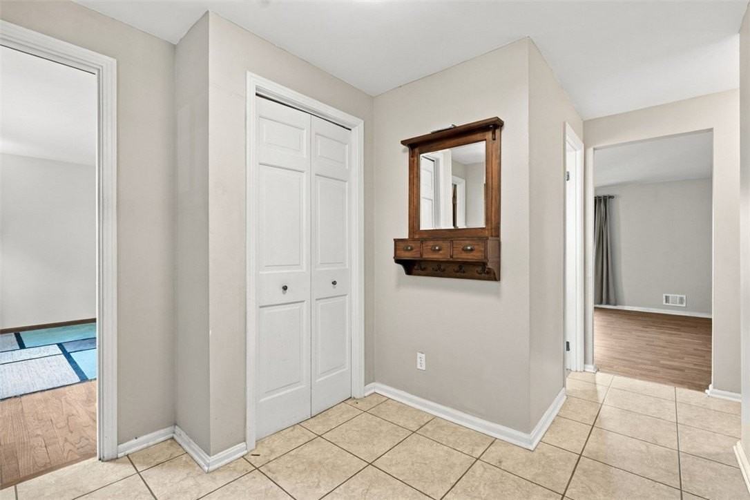 2323 Mill Grove Rd - Photo 5 of 31