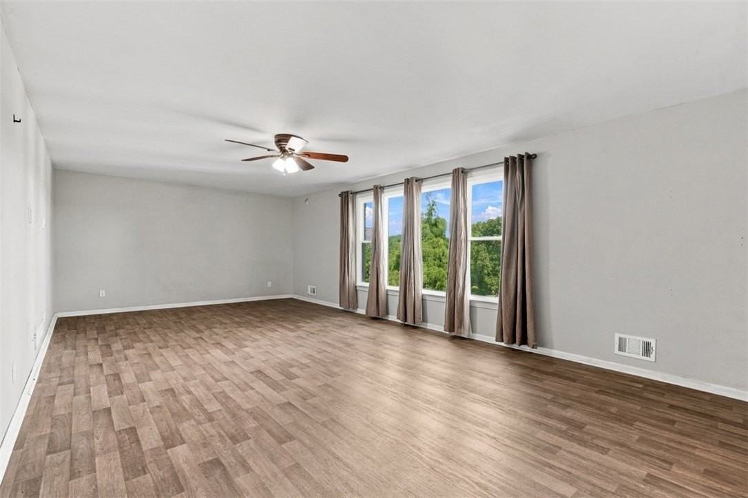 2323 Mill Grove Rd - Photo 6 of 31