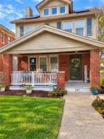 featured image of 220 Sieaforth Ave
