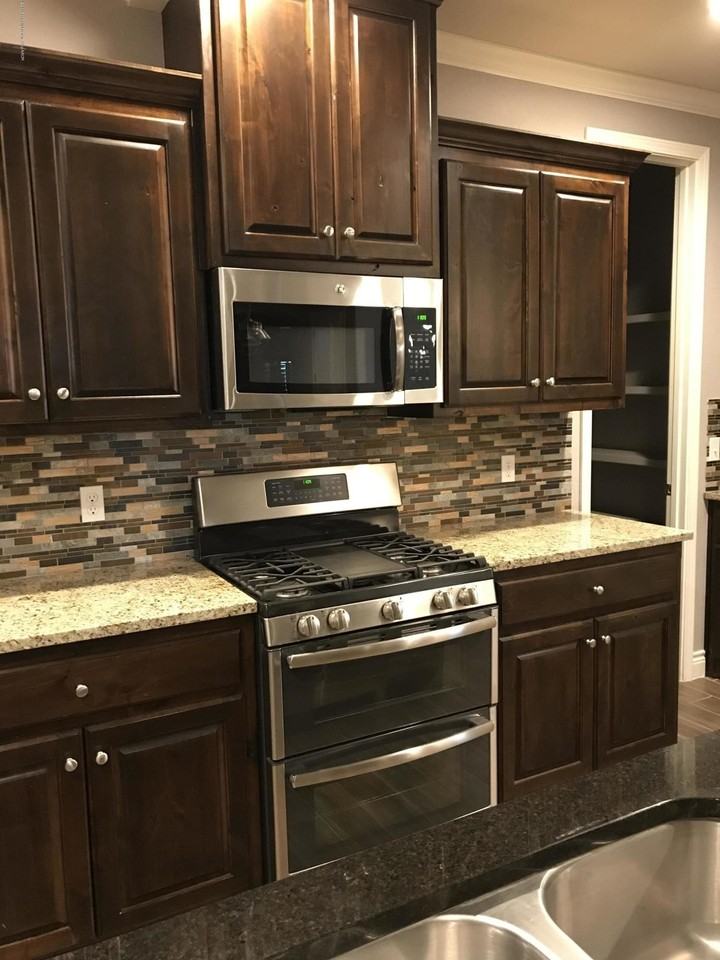 7206 Nick St - Photo 5 of 16