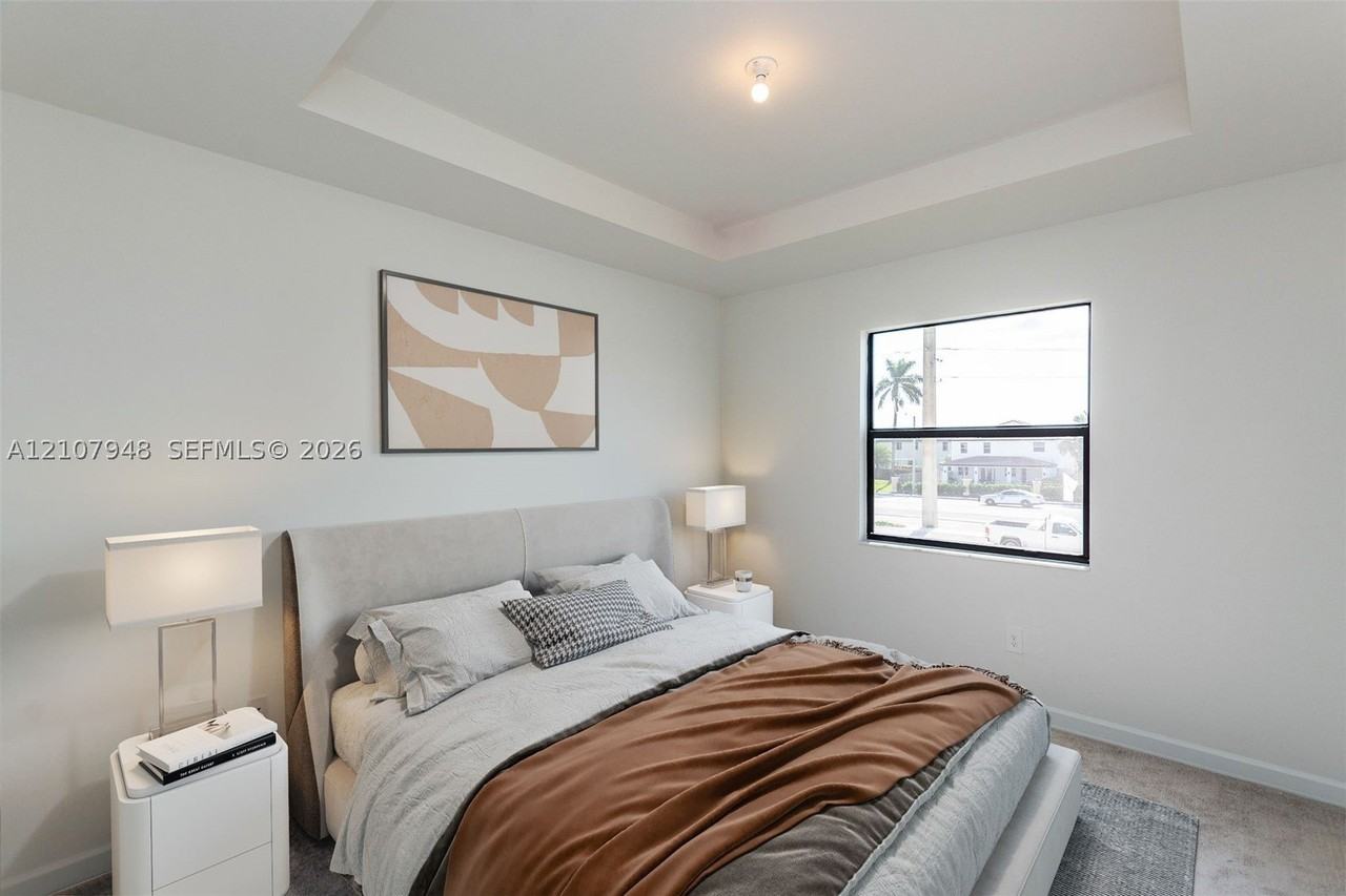 11820 Sw 247th Ter - Photo 4 of 36