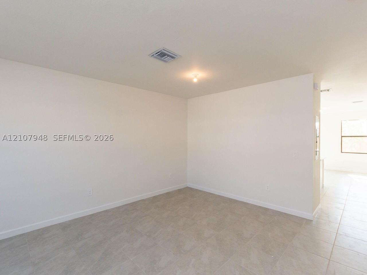 11820 Sw 247th Ter - Photo 7 of 36