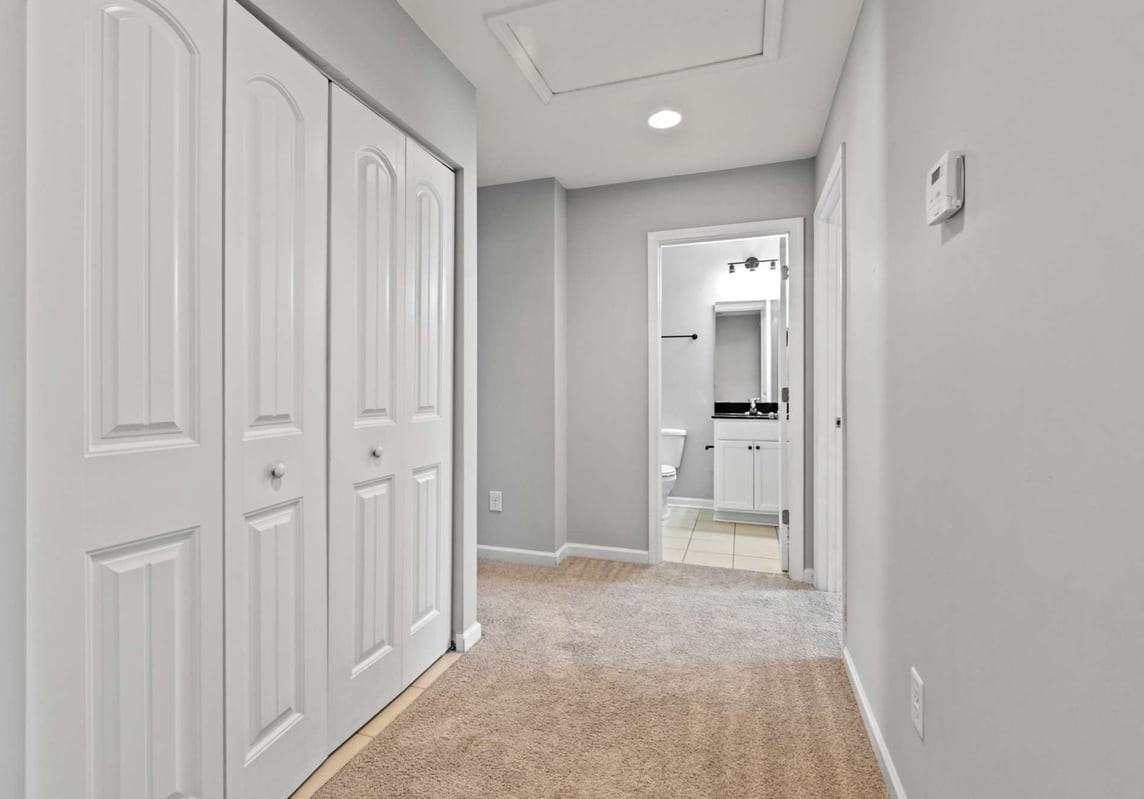526 Truman Dr - Photo 2 of 34
