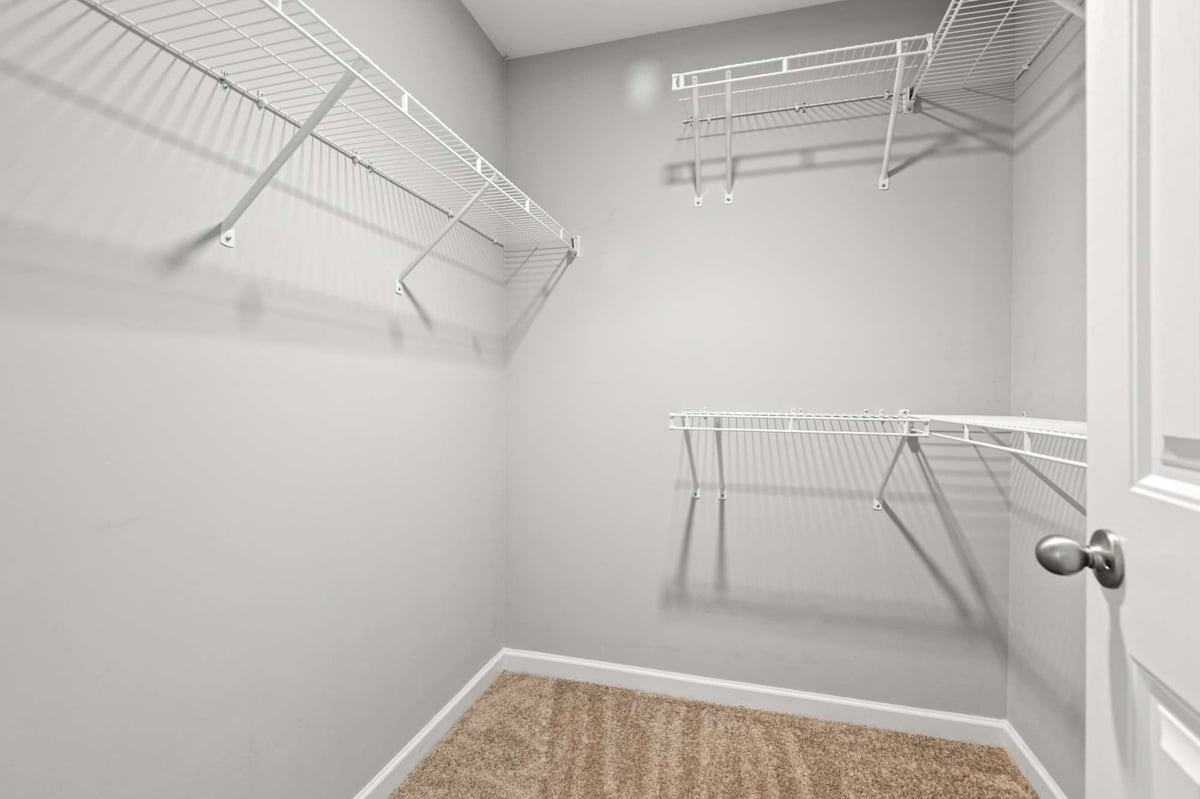 526 Truman Dr - Photo 4 of 34