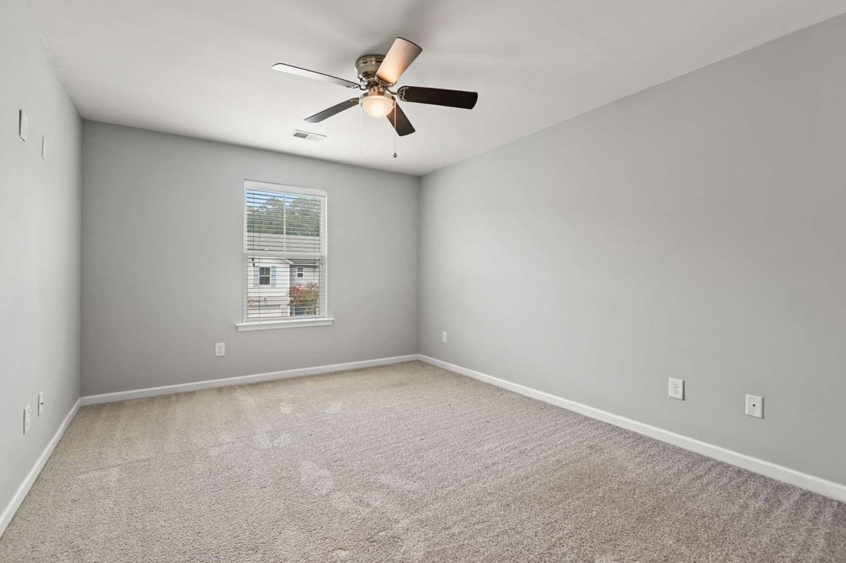 526 Truman Dr - Photo 7 of 34