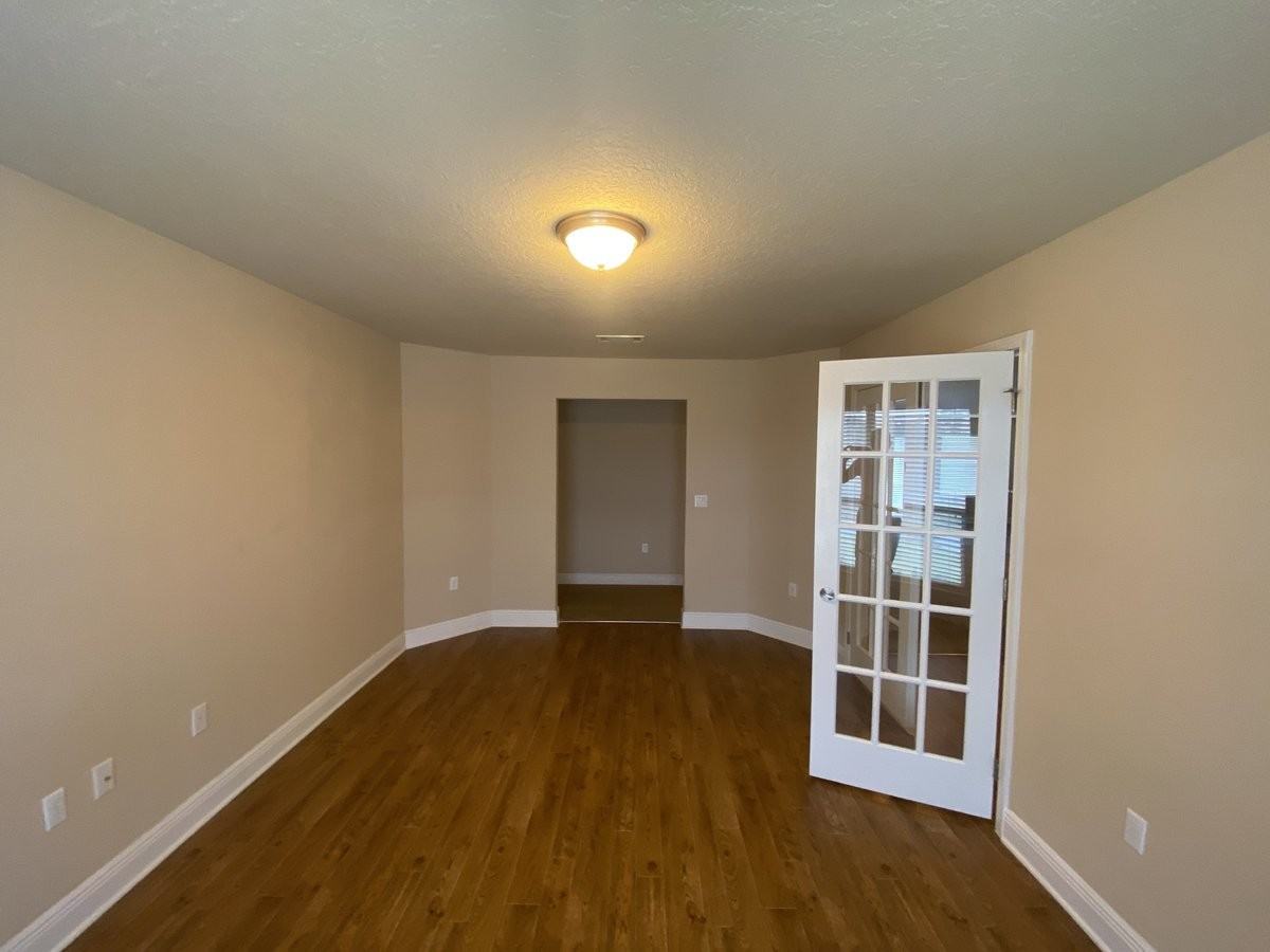 229 Raptor Dr - Photo 5 of 18