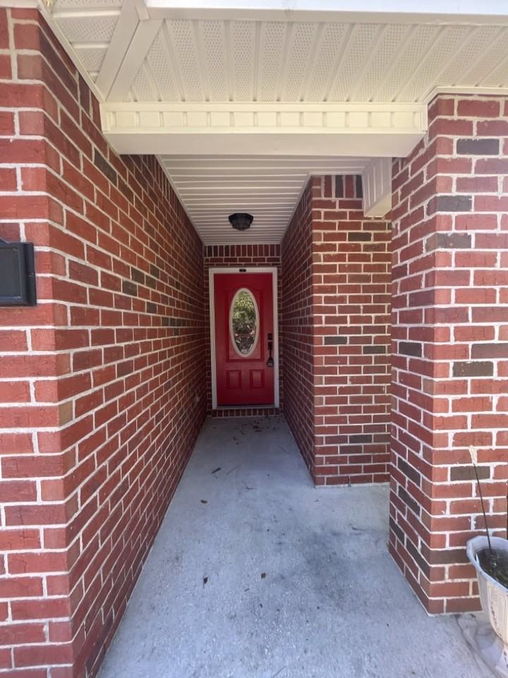 318 Schneider Dr - Photo 2 of 4