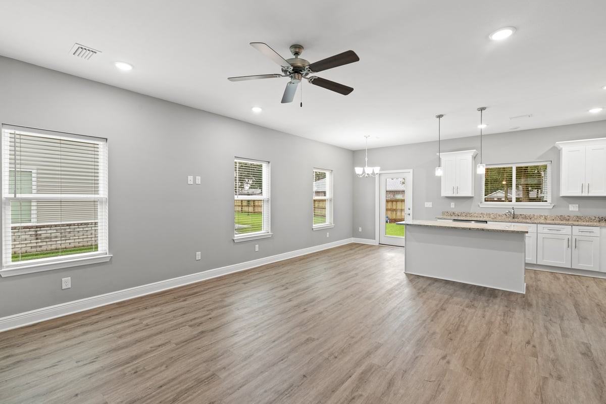 404 Walters Cir #2 - Photo 6 of 30
