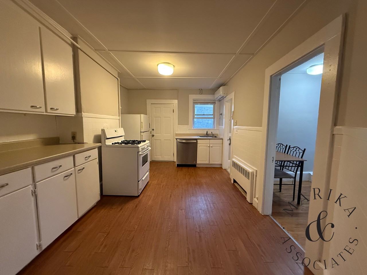 4 Sherman St #3 - Photo 4 of 17