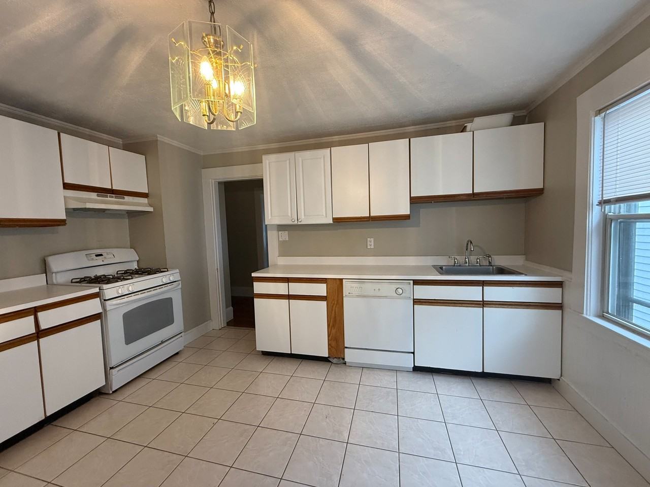 50 Grant Ave #2 - Photo 2 of 11