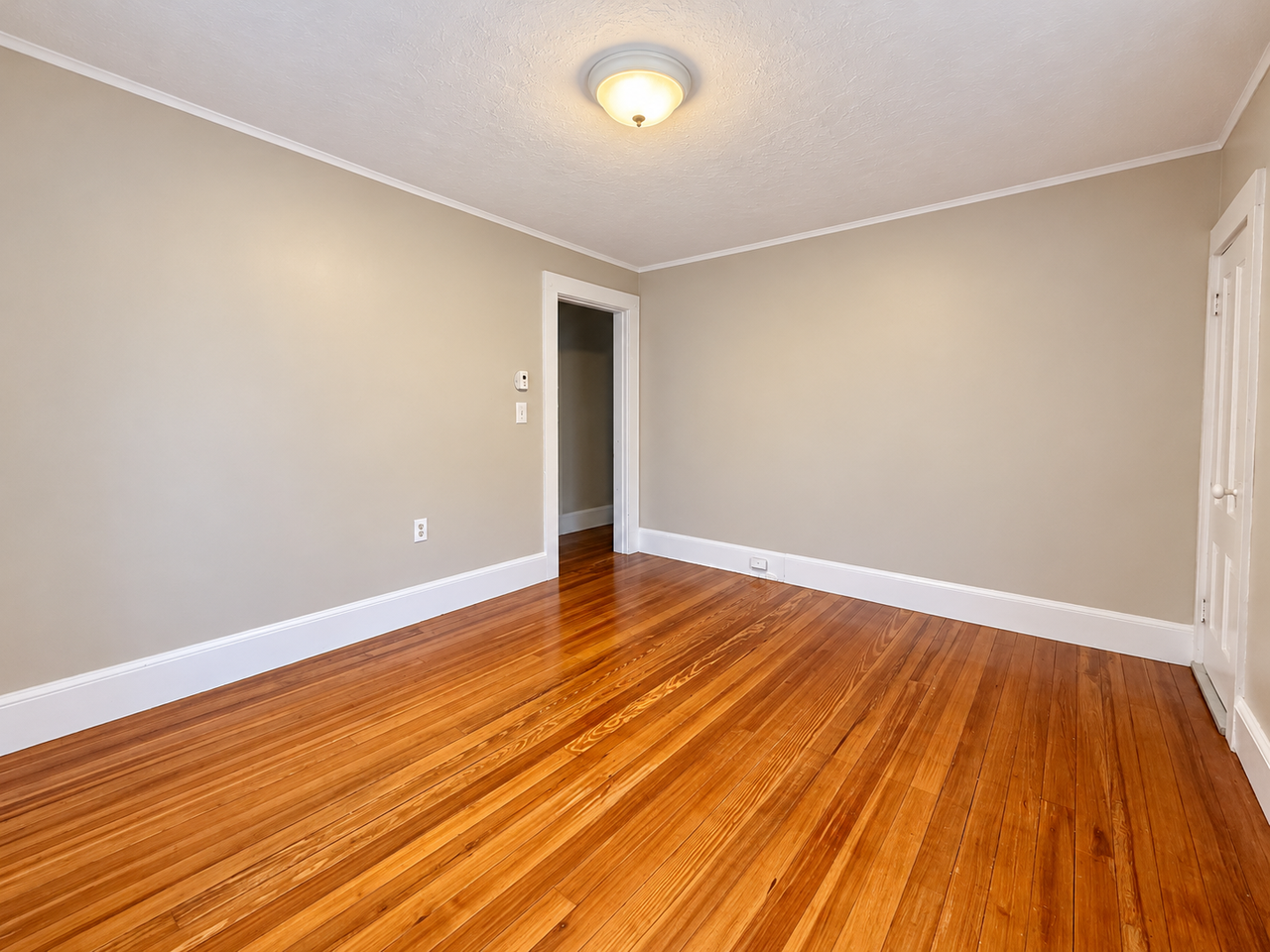 50 Grant Ave #2 - Photo 3 of 11