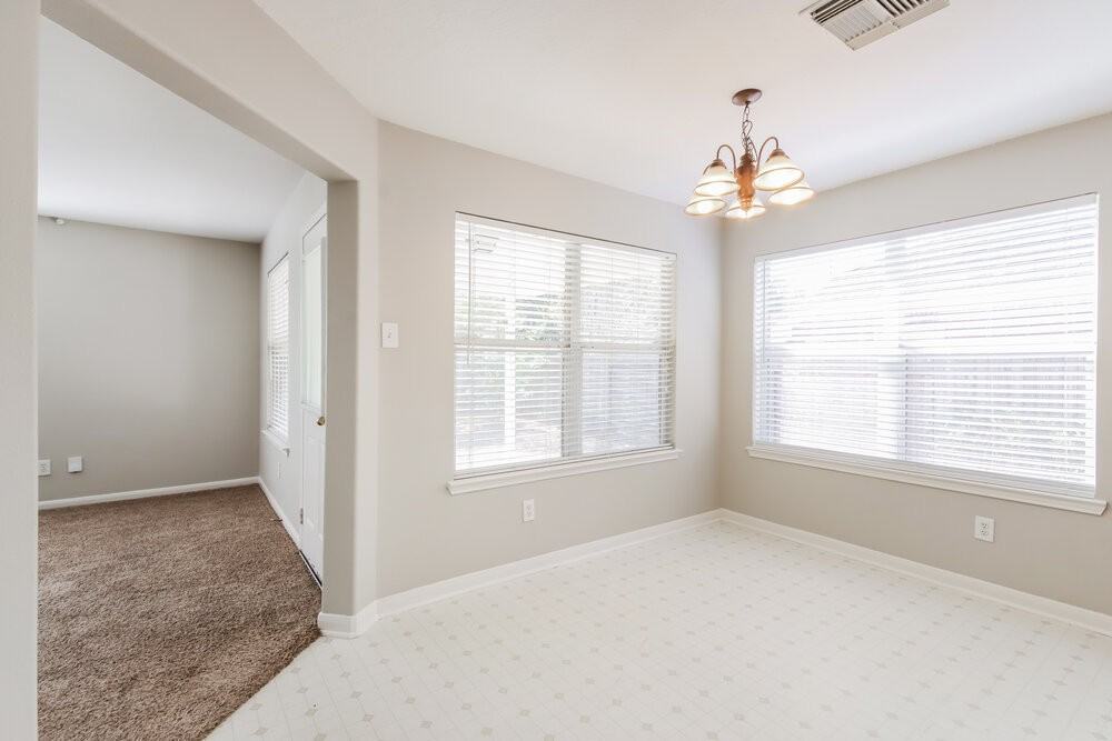 32327 Willow Creek Park - Photo 7 of 17